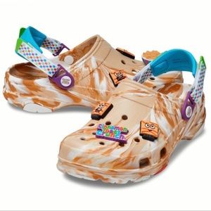 Cinnamon Toast Crunch Crocs Grade School Size 6